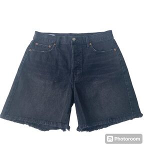 GAP Black Denim Jean Shorts Fringed Bottom 30 / 10R High Rise 6 Inch Inseam